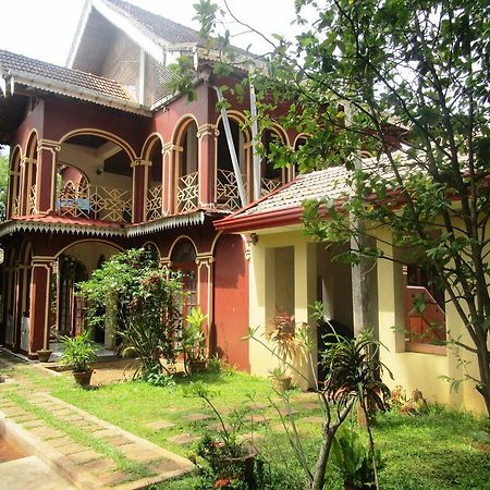 Hotel Shalini Anuradhapura Eksteriør bilde