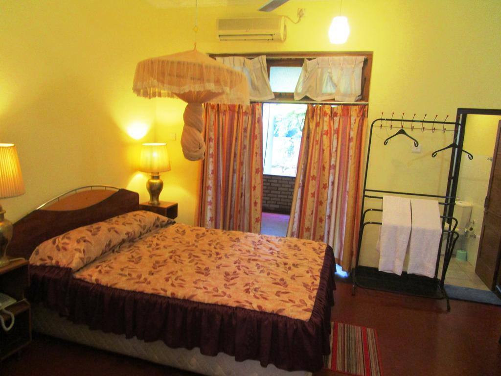 Hotel Shalini Anuradhapura Rom bilde