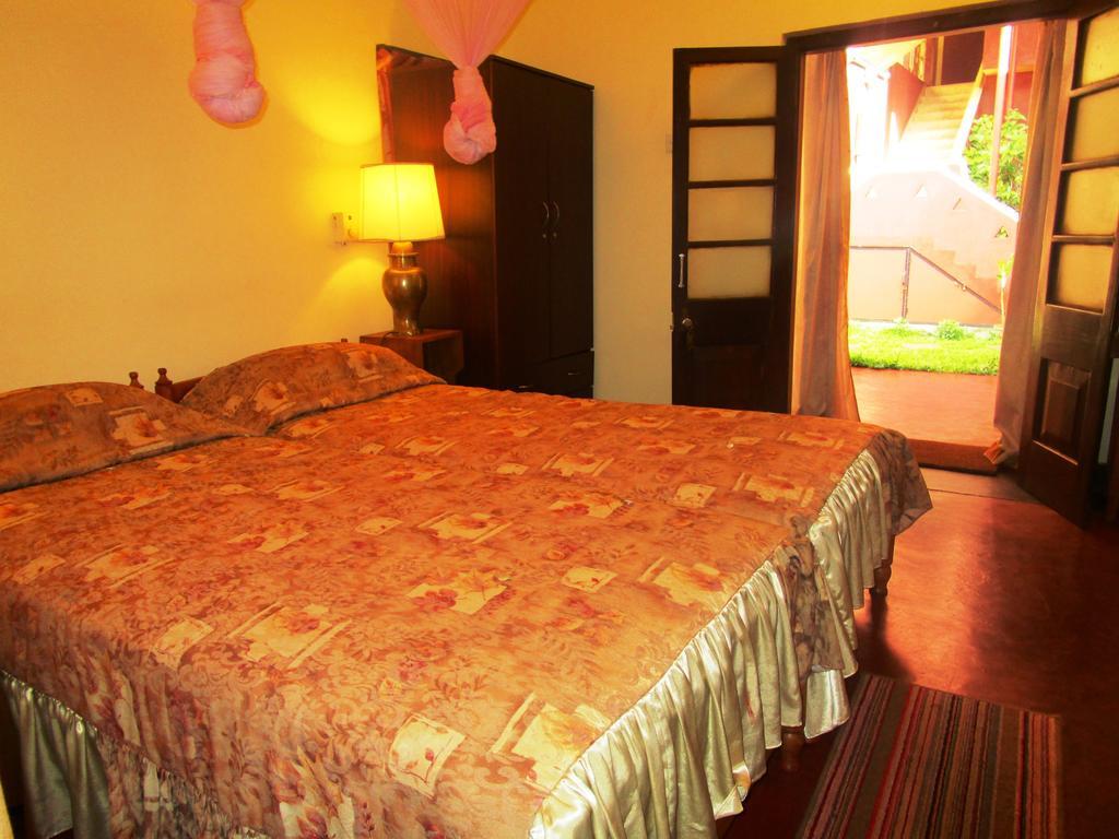 Hotel Shalini Anuradhapura Rom bilde